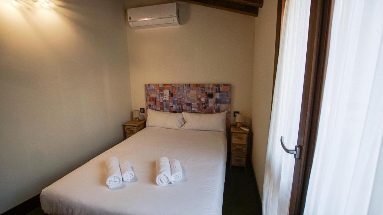 Aparthotel Tiempo De Toledo Esterno foto
