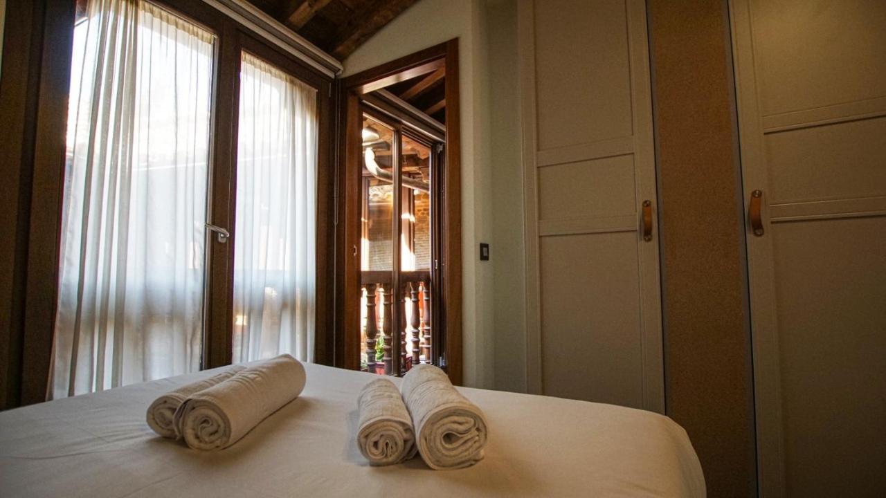 Aparthotel Tiempo De Toledo Esterno foto